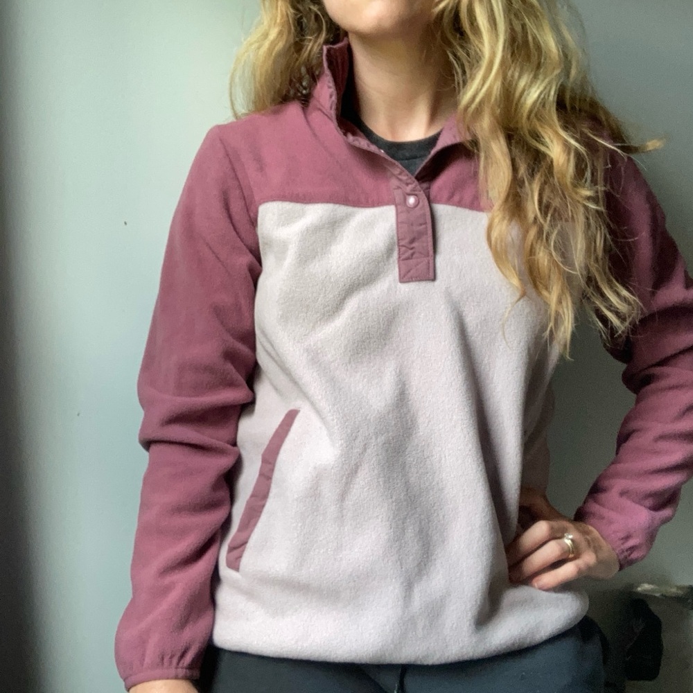 Two Toned Columbia Quarter-zip with Button Closure